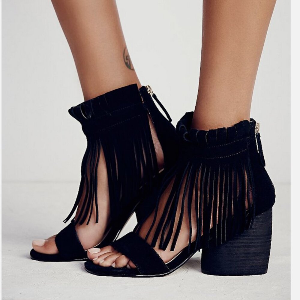 NWOB Matiko Brentwood x Free People Suede Fringe Heels